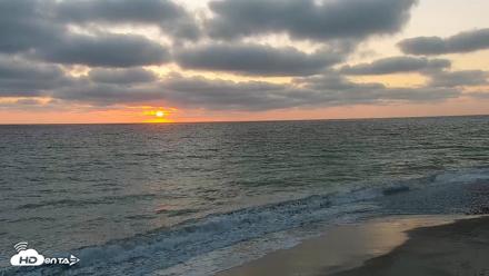 Carlsbad Beach Surf Live Webcam - Sep 22, 2026, 6:41pm PDT