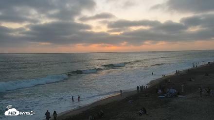 Carlsbad Beach Surf Live Webcam - Aug 1, 2026, 7:47pm PDT