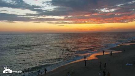 Carlsbad Beach Surf Live Webcam - Jul 12, 2026, 8:09pm PDT