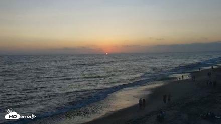 Carlsbad Beach Surf Live Webcam - Aug 8, 2026, 7:42pm PDT