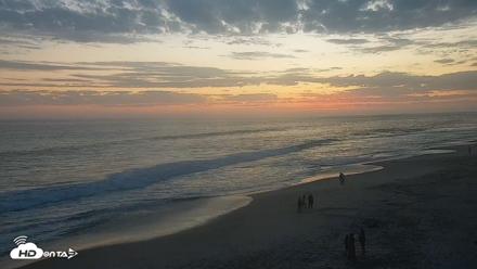 Carlsbad Beach Surf Live Webcam - Jun 23, 2026, 8:18pm PDT
