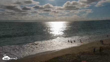 Carlsbad Beach Surf Live Webcam - Aug 14, 2026, 5:43pm PDT