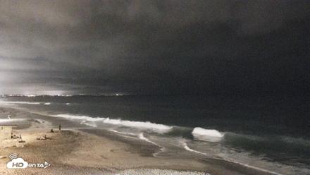 Carlsbad Beach Surf Live Webcam - Jul 4, 2026, 10:17pm PDT
