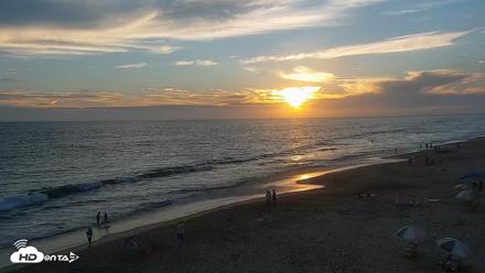 Carlsbad Beach Surf Live Webcam - Jul 4, 2026, 7:51pm PDT