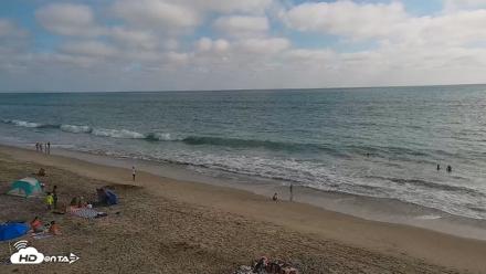 Carlsbad Beach Surf Live Webcam - Aug 12, 2026, 4:50pm PDT