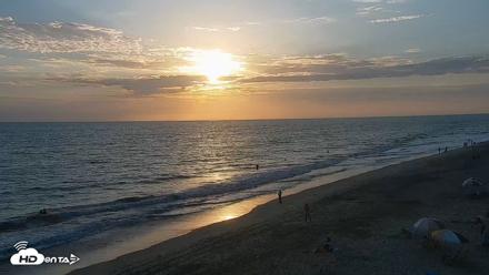 Carlsbad Beach Surf Live Webcam - Aug 5, 2026, 7:18pm PDT