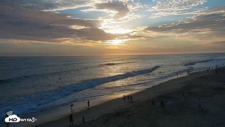 Carlsbad Beach Surf Live Webcam - Jul 20, 2026, 7:29pm PDT