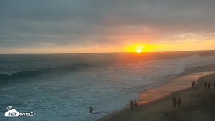 Carlsbad Beach Surf Live Webcam - Jun 15, 2026, 7:59pm PDT