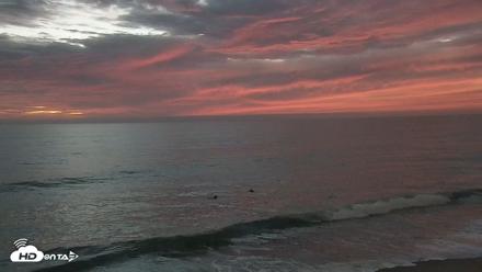 Carlsbad Beach Surf Live Webcam - Sep 26, 2026, 7:10pm PDT