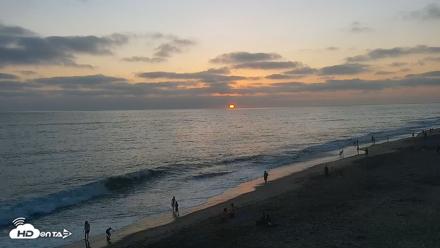Carlsbad Beach Surf Live Webcam - Jul 31, 2026, 7:48pm PDT