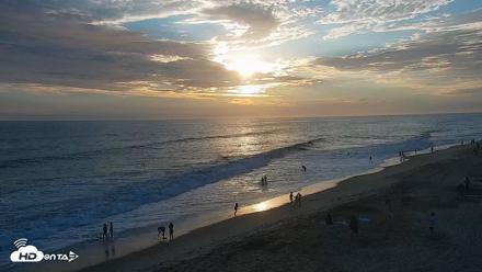 Carlsbad Beach Surf Live Webcam - Jul 20, 2026, 7:27pm PDT