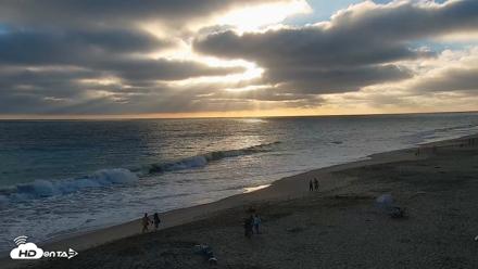 Carlsbad Beach Surf Live Webcam - Jul 5, 2026, 7:24pm PDT