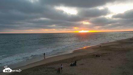 Carlsbad Beach Surf Live Webcam - Jul 5, 2026, 8:00pm PDT