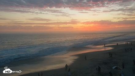 Carlsbad Beach Surf Live Webcam - Jun 23, 2026, 8:15pm PDT