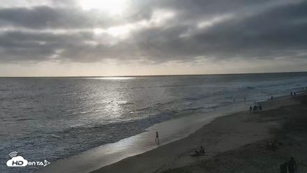 Carlsbad Beach Surf Live Webcam - Jul 29, 2026, 6:39pm PDT