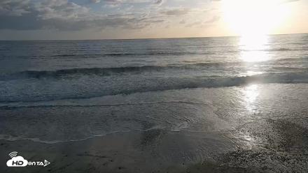 Carlsbad Beach Surf Live Webcam - Oct 12, 2026, 5:35pm PDT