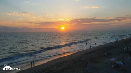 Carlsbad Beach Surf Live Webcam - Aug 5, 2026, 7:37pm PDT