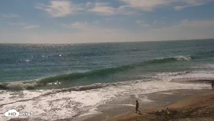 Carlsbad Beach Surf Live Webcam - Aug 18, 2026, 4:08pm PDT