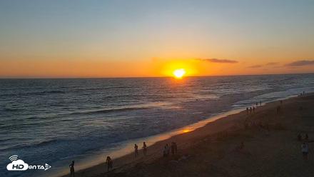 Carlsbad Beach Surf Live Webcam - Jul 22, 2026, 7:53pm PDT