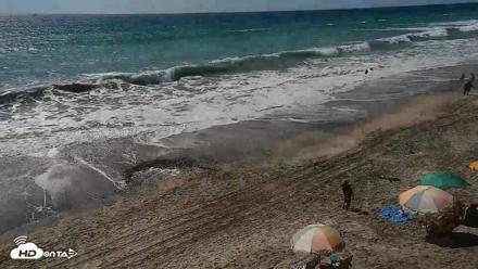 Carlsbad Beach Surf Live Webcam - Sep 22, 2026, 2:35pm PDT