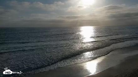 Carlsbad Beach Surf Live Webcam - May 10, 2026, 6:39pm PDT