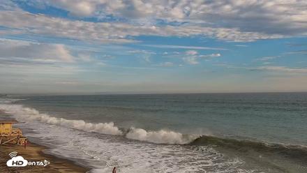 Carlsbad Beach Surf Live Webcam - Sep 7, 2026, 5:58pm PDT