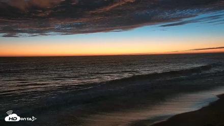 Carlsbad Beach Surf Live Webcam - Sep 5, 2026, 7:45pm PDT