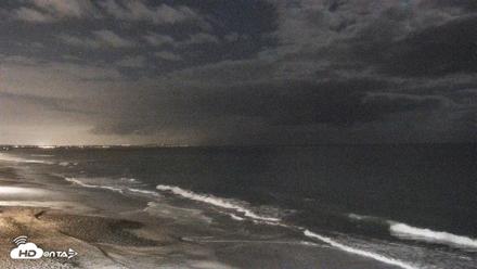 Carlsbad Beach Surf Live Webcam - Sep 21, 2026, 11:09pm PDT