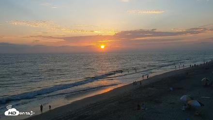 Carlsbad Beach Surf Live Webcam - Aug 5, 2026, 7:38pm PDT
