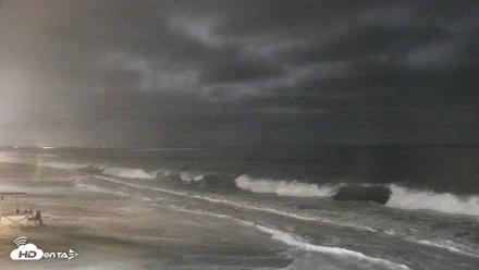 Carlsbad Beach Surf Live Webcam - Jul 27, 2026, 10:43pm PDT