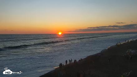 Carlsbad Beach Surf Live Webcam - Aug 15, 2026, 7:35pm PDT