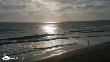 Carlsbad Beach Surf Live Webcam - Aug 30, 2026, 5:52pm PDT