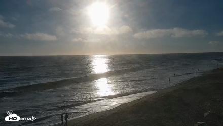 Carlsbad Beach Surf Live Webcam - Jul 22, 2026, 7:02pm PDT