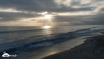 Carlsbad Beach Surf Live Webcam - Jul 27, 2026, 7:07pm PDT