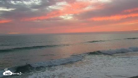 Carlsbad Beach Surf Live Webcam - Sep 26, 2026, 6:49pm PDT