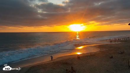 Carlsbad Beach Surf Live Webcam - Jul 1, 2026, 7:54pm PDT