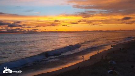 Carlsbad Beach Surf Live Webcam - Aug 13, 2026, 7:40pm PDT