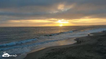 Carlsbad Beach Surf Live Webcam - Jul 8, 2026, 7:42pm PDT