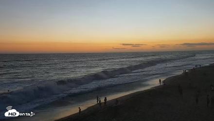 Carlsbad Beach Surf Live Webcam - Jul 22, 2026, 8:07pm PDT