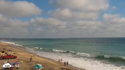 Carlsbad Beach Surf Live Webcam - Aug 12, 2026, 5:11pm PDT
