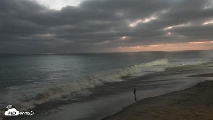 Carlsbad Beach Surf Live Webcam - Jul 28, 2026, 8:24pm PDT
