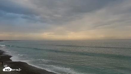 Carlsbad Beach Surf Live Webcam - Oct 17, 2026, 7:48am PDT