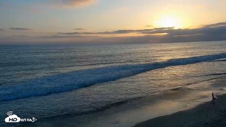 Carlsbad Beach Surf Live Webcam - May 10, 2026, 7:24pm PDT