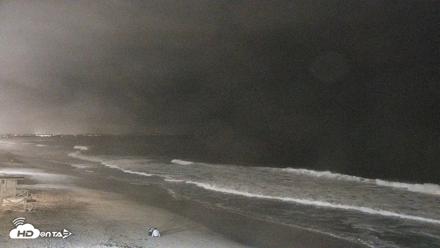 Carlsbad Beach Surf Live Webcam - Jun 7, 2026, 10:53pm PDT