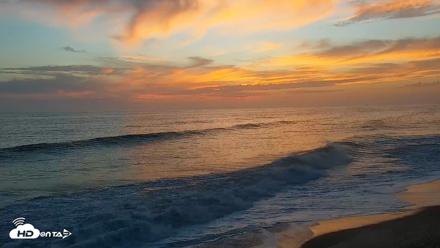 Carlsbad Beach Surf Live Webcam - Aug 26, 2026, 7:29pm PDT