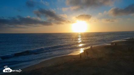 Carlsbad Beach Surf Live Webcam - Jul 7, 2026, 7:50pm PDT