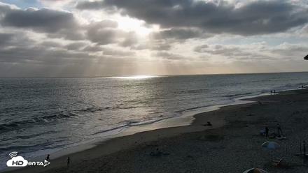 Carlsbad Beach Surf Live Webcam - Jun 29, 2026, 6:45pm PDT