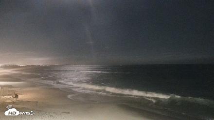 Carlsbad Beach Surf Live Webcam - Jun 26, 2026, 9:40pm PDT