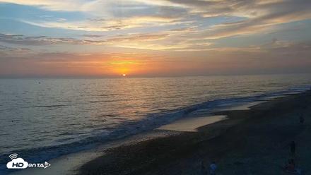 Carlsbad Beach Surf Live Webcam - Aug 20, 2026, 7:28pm PDT