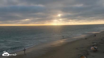 Carlsbad Beach Surf Live Webcam - Jun 25, 2026, 7:09pm PDT